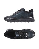 CARLO PAZOLINI Sneakers & Tennis shoes basse donna