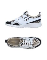 MOA MASTER OF ARTS Sneakers & Tennis shoes basse uomo