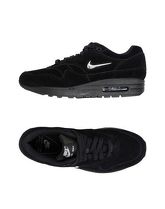 NIKE Sneakers & Tennis shoes basse donna