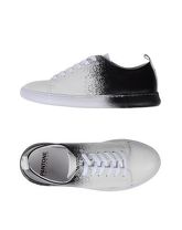 PANTONE UNIVERSE FOOTWEAR Sneakers & Tennis shoes basse donna