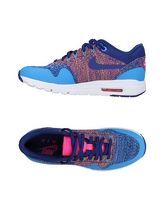 NIKE Sneakers & Tennis shoes basse donna