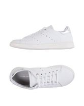 PIERRE DARRÉ Sneakers & Tennis shoes basse donna