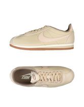 NIKE Sneakers & Tennis shoes basse donna