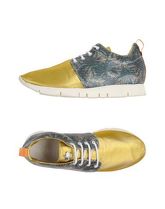 LEATHER CROWN Sneakers & Tennis shoes basse donna