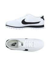 NIKE Sneakers & Tennis shoes basse donna