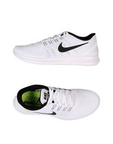 NIKE Sneakers & Tennis shoes basse donna