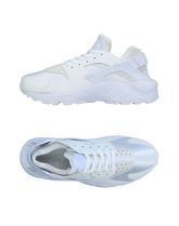 NIKE Sneakers & Tennis shoes basse donna