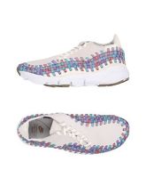 NIKE Sneakers & Tennis shoes basse donna