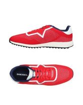 DIESEL Sneakers & Tennis shoes basse uomo