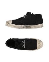 GIENCHI Sneakers & Tennis shoes basse uomo
