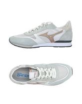 MIZUNO Sneakers & Tennis shoes basse uomo