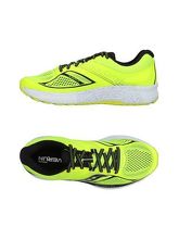 SAUCONY Sneakers & Tennis shoes basse uomo