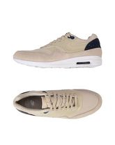 NIKE Sneakers & Tennis shoes basse donna