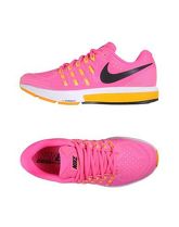 NIKE Sneakers & Tennis shoes basse donna