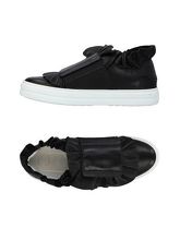 ROGER VIVIER Sneakers & Tennis shoes basse donna