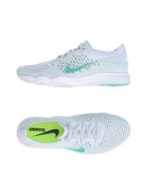 NIKE Sneakers & Tennis shoes basse donna