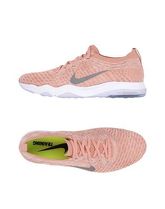 NIKE Sneakers & Tennis shoes basse donna