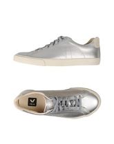 VEJA Sneakers & Tennis shoes basse donna