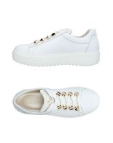 CESARE P. Sneakers & Tennis shoes basse donna