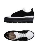 LARA HAMPTON Sneakers & Tennis shoes basse donna