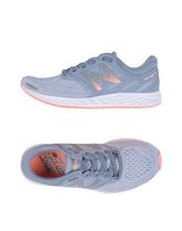 NEW BALANCE Sneakers & Tennis shoes basse donna