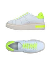 MANUEL BARCELÓ Sneakers & Tennis shoes basse donna