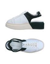 MANUEL BARCELÓ Sneakers & Tennis shoes basse donna