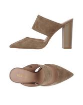 BCBGENERATION Mules & Zoccoli donna