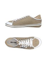 MOSCHINO Sneakers & Tennis shoes basse uomo