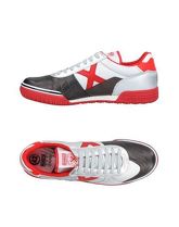 MUNICH Sneakers & Tennis shoes basse uomo