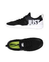 NIKE Sneakers & Tennis shoes basse donna