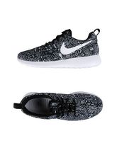 NIKE Sneakers & Tennis shoes basse donna