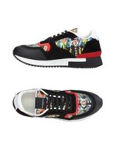 GIVENCHY Sneakers & Tennis shoes basse uomo