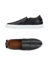 GIVENCHY Sneakers & Tennis shoes basse uomo