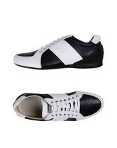 EMPORIO ARMANI Sneakers & Tennis shoes basse uomo