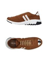 NEIL BARRETT Sneakers & Tennis shoes basse uomo