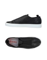 LEVIUS Sneakers & Tennis shoes basse uomo