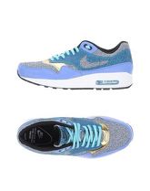 NIKE Sneakers & Tennis shoes basse donna