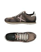 MUNICH Sneakers & Tennis shoes basse uomo