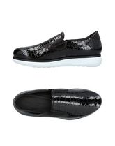 GIORGIO ARMANI Sneakers & Tennis shoes basse uomo