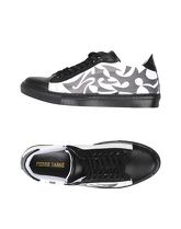 PIERRE DARRÉ Sneakers & Tennis shoes basse uomo