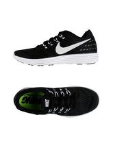 NIKE Sneakers & Tennis shoes basse donna