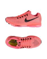 NIKE Sneakers & Tennis shoes basse donna