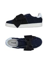 MOA MASTER OF ARTS Sneakers & Tennis shoes basse donna