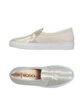 RODO Sneakers & Tennis shoes basse donna