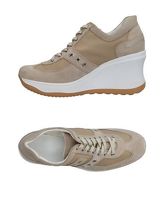 RUCO LINE Sneakers & Tennis shoes basse donna