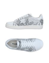 MOA MASTER OF ARTS Sneakers & Tennis shoes basse donna