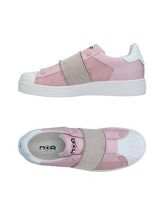 MOA MASTER OF ARTS Sneakers & Tennis shoes basse donna