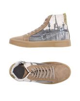 Y NOT? Sneakers & Tennis shoes alte donna