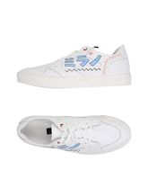 PIERRE DARRÉ Sneakers & Tennis shoes basse uomo